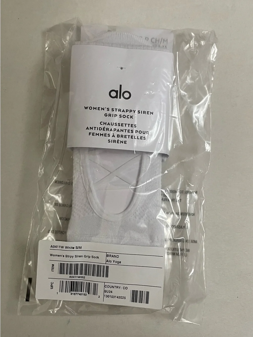 ALO Yoga NWT  Strappy Siren Grip Socks White Size S M